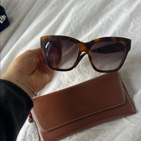 Celine Tortoise Sunglasses with Gold Detail - Picture 2 of 7